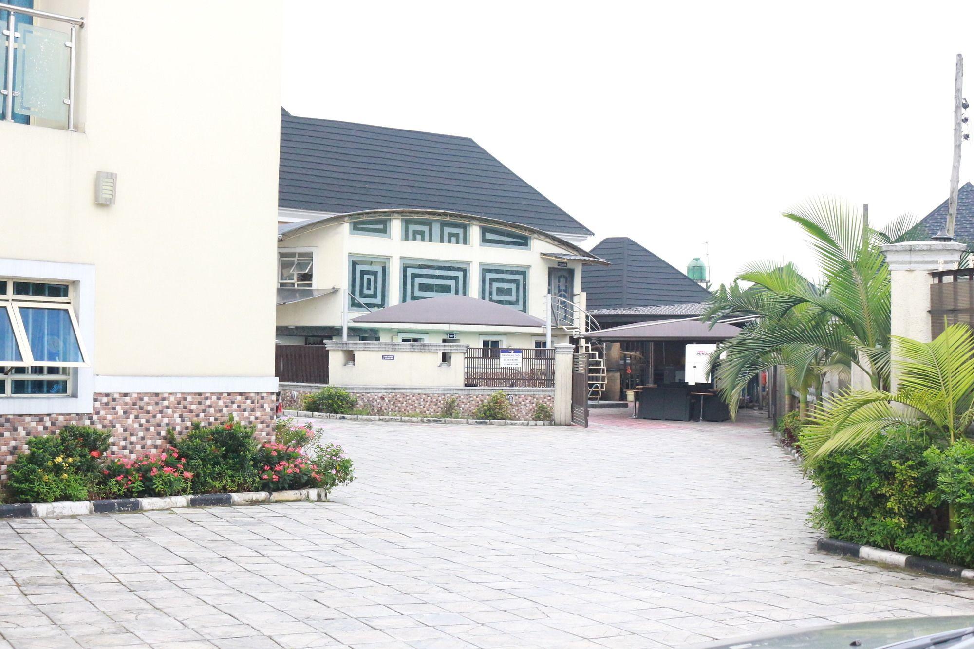 Royal Charlin Hotel And Suites Port Harcourt Exteriér fotografie